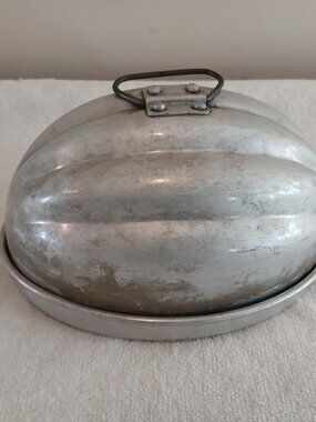 Vintage Aluminum Wear-Ever #110 Melon Dessert Mold Pan